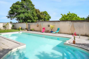 Maison confortable à Duravel avec piscine partagée